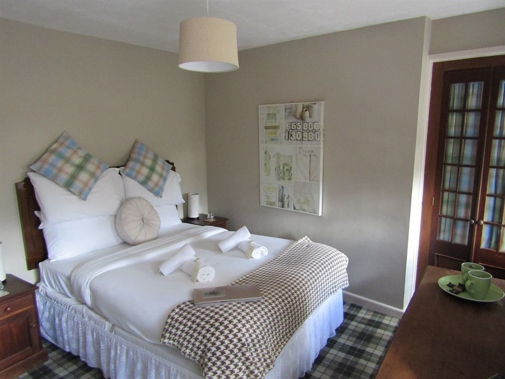 The Kings Arms Inn Montacute Bagian luar foto